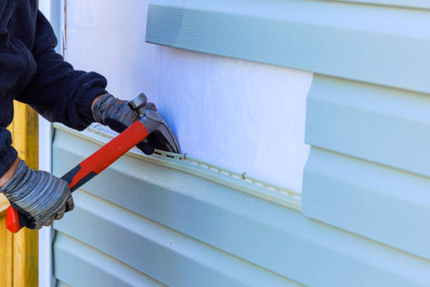 Reliable Vinyl Siding contractor in Northford, CT by Squared Siding